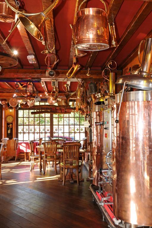 La Taverne Des Deux Augustins Этрета Экстерьер фото