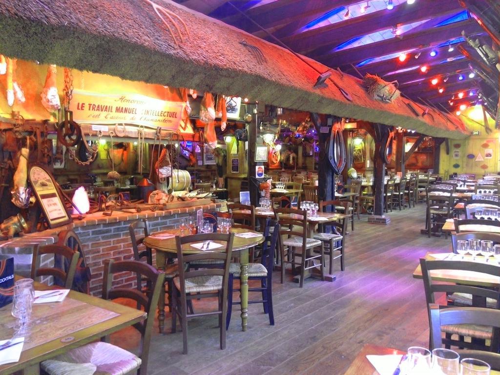 La Taverne Des Deux Augustins Этрета Экстерьер фото